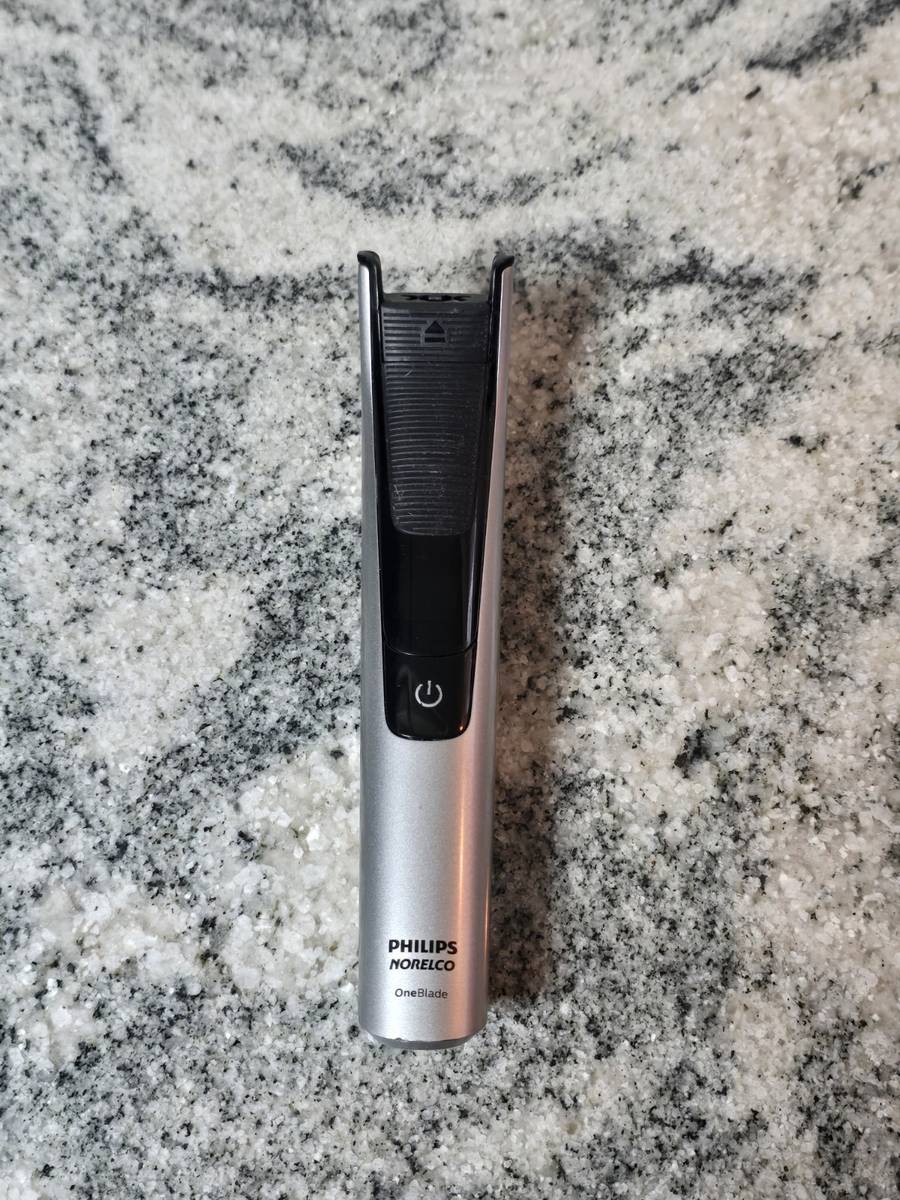 Philips OneBlade Pro Recensione: Il Rasoio per Pelli Sensibili che Non Ti Aspetti